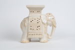 PIEDESTAL, elefant, glaserad keramik, 1900-tal