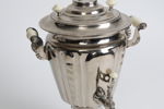 Samovar i metall