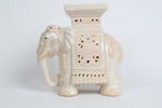 PIEDESTAL, elefant, glaserad keramik, 1900-tal.