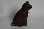 KATTSKULPTUR, "spiskatt" brun.