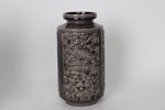 VAS, glaserad keramik, reliefdekor, 1900-talets mitt.