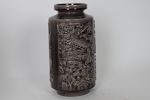 VAS, glaserad keramik, reliefdekor, 1900-talets mitt.