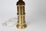 BORDSLAMPA, mässing med röd skärm, 1900-talets andra hälft